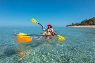 kayak transparent